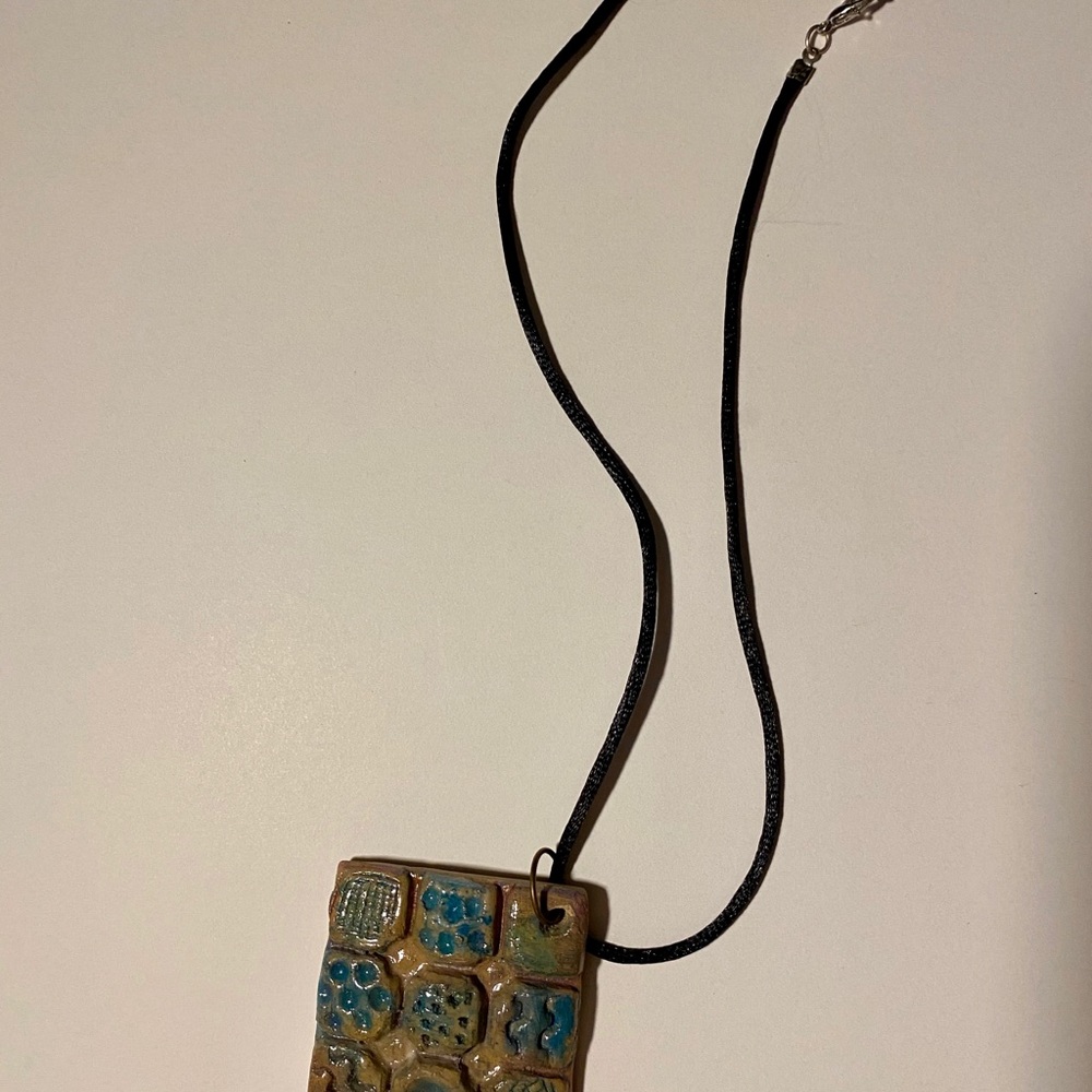Hand made - Picture 2 of 4
